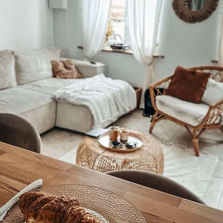 Duplex Cosy Et Boheme Avec Parking Proche Calais Apartment Coulogne