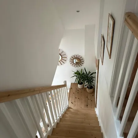 Duplex Cosy Et Boheme Avec Parking Proche Calais *