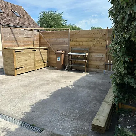 Duplex Cosy Et Boheme Avec Parking Proche Calais Apartment